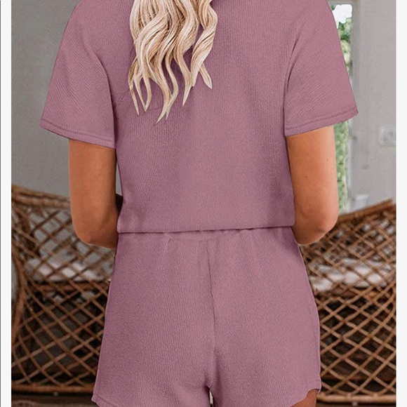 Shortpink pajama set - Picture 2 of 11